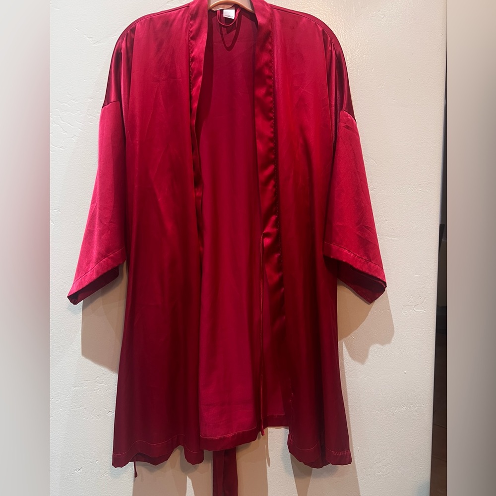 Victoria Secret Short Robe/Kimono